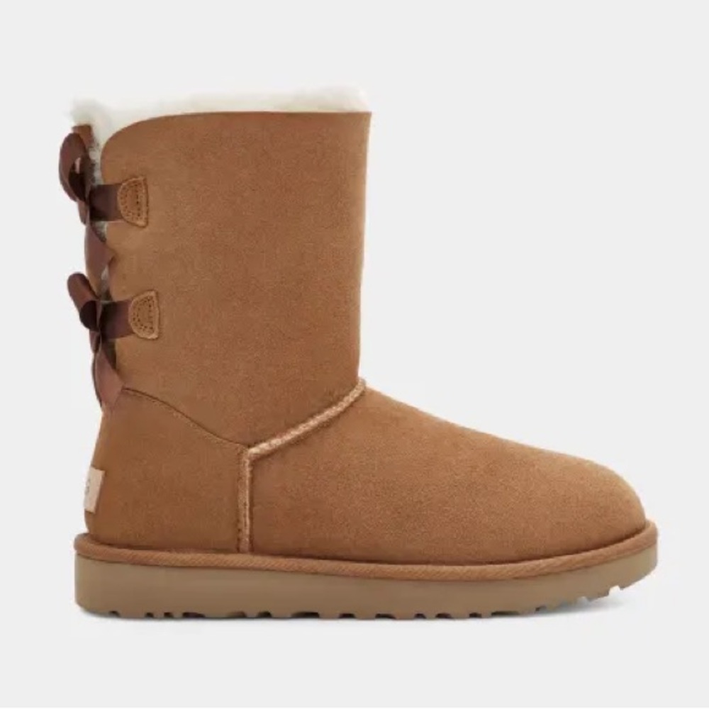 UGG Bailey Bow II Size 9 New in Box